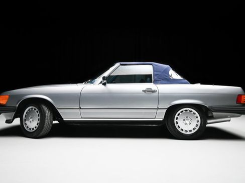 Used 1987 Mercedes-Benz 560 SL image 27