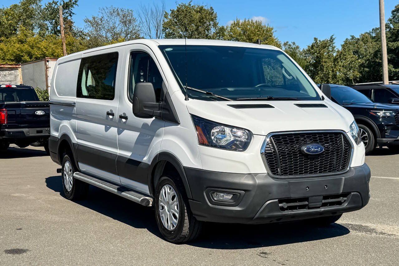 Used 2025 Ford Transit 250 Low Roof w/ Exterior Upgrade Package RWD image 1