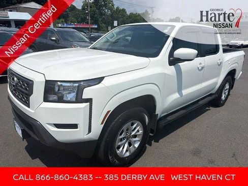 Certified 2024 Nissan Frontier SV w/ Tow Package AWD/4WD image 3