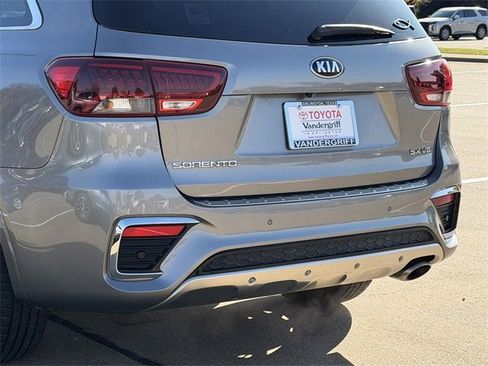 Used 2019 Kia Sorento SX image 6