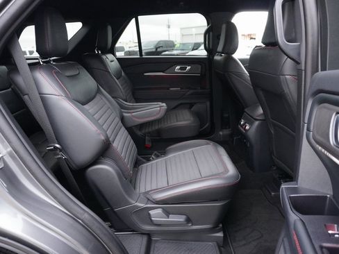 Certified 2025 Ford Explorer ST-Line w/ Premium Package image 24