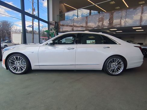 Certified 2020 Cadillac CT6 Premium Luxury image 4