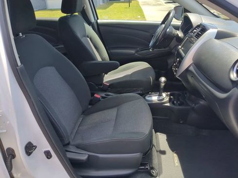 Used 2019 Nissan Versa SV w/ SV Special Edition Package FWD image 33