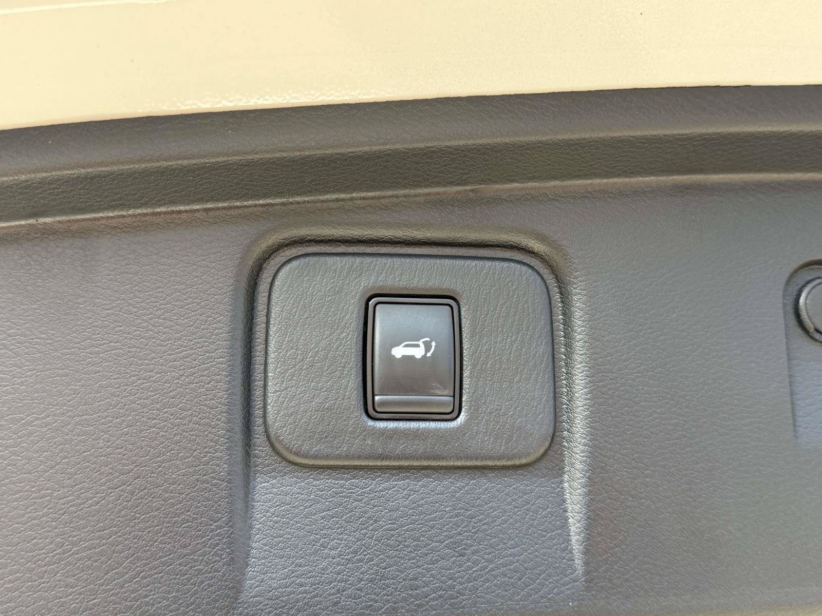Used 2020 Nissan Murano Platinum AWD/4WD image 7