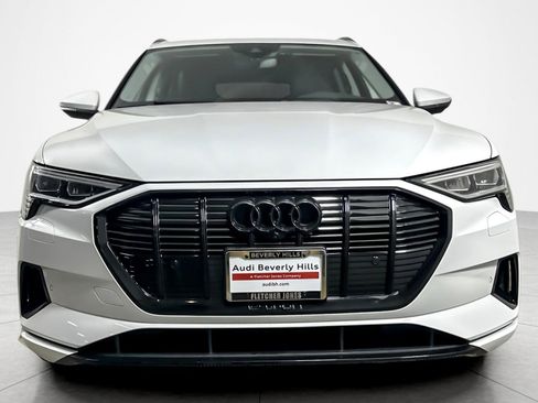 Used 2023 Audi e-tron Premium Plus w/ Premium Plus Package image 8