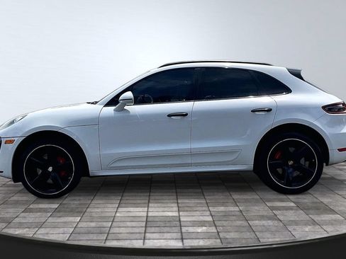 Used 2017 Porsche Macan Turbo AWD/4WD image 4
