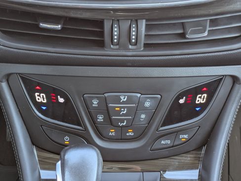 Certified 2020 Buick Envision Premium w/ LPO, Cargo Package image 20