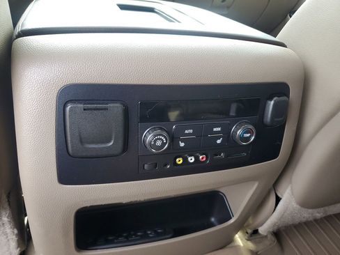 Used 2015 Chevrolet Tahoe LTZ AWD/4WD image 13