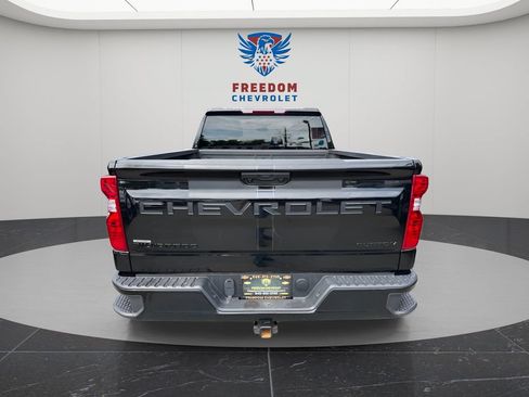 Used 2023 Chevrolet Silverado 1500 Custom w/ Rally Edition AWD/4WD image 4