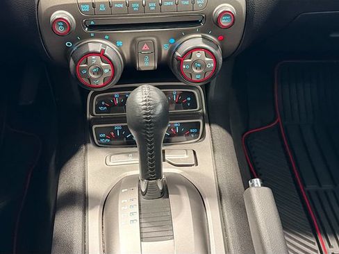 Used 2010 Chevrolet Camaro LT RWD image 14