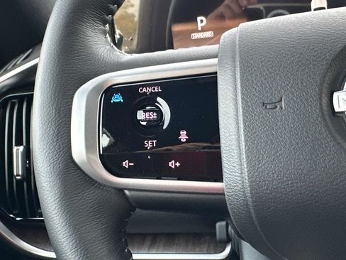 New 2026 Nissan Armada SL w/ Captain's Chari Seat Package image 38