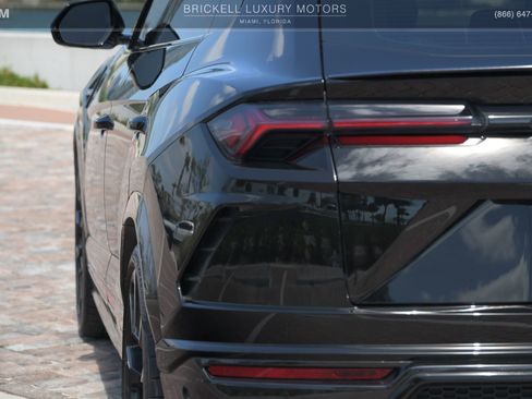Used 2020 Lamborghini Urus image 53