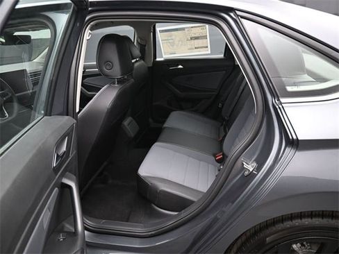 New 2026 Volkswagen Jetta SE image 11