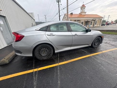 Used 2017 Honda Civic LX image 10