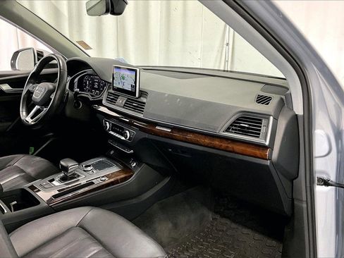 Used 2019 Audi Q5 2.0T Premium Plus w/ Premium Plus Package image 28