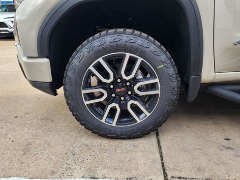 New 2026 GMC Sierra 1500 AT4 w/ AT4 Premium Package AWD/4WD image 54