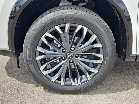 New 2026 Nissan Rogue Platinum AWD/4WD image 4