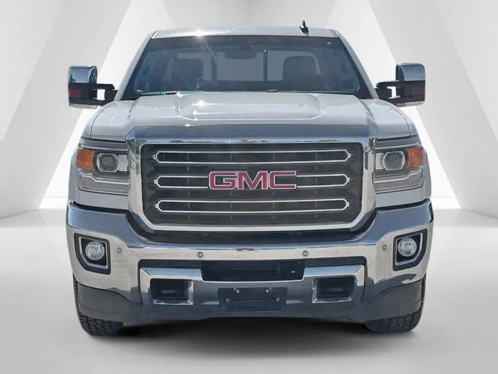 Used 2015 GMC Sierra 2500 SLT w/ Suspension Package, Off-Road AWD/4WD image 2