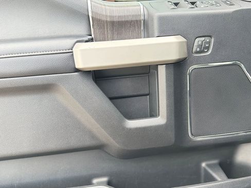 Certified 2020 Ford F350 Lariat image 12