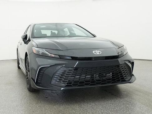 New 2026 Toyota Camry SE FWD image 6