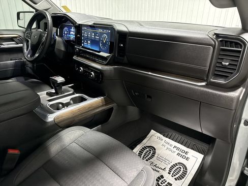 Used 2023 Chevrolet Silverado 1500 RST w/ Z71 Off-Road Package AWD/4WD image 30