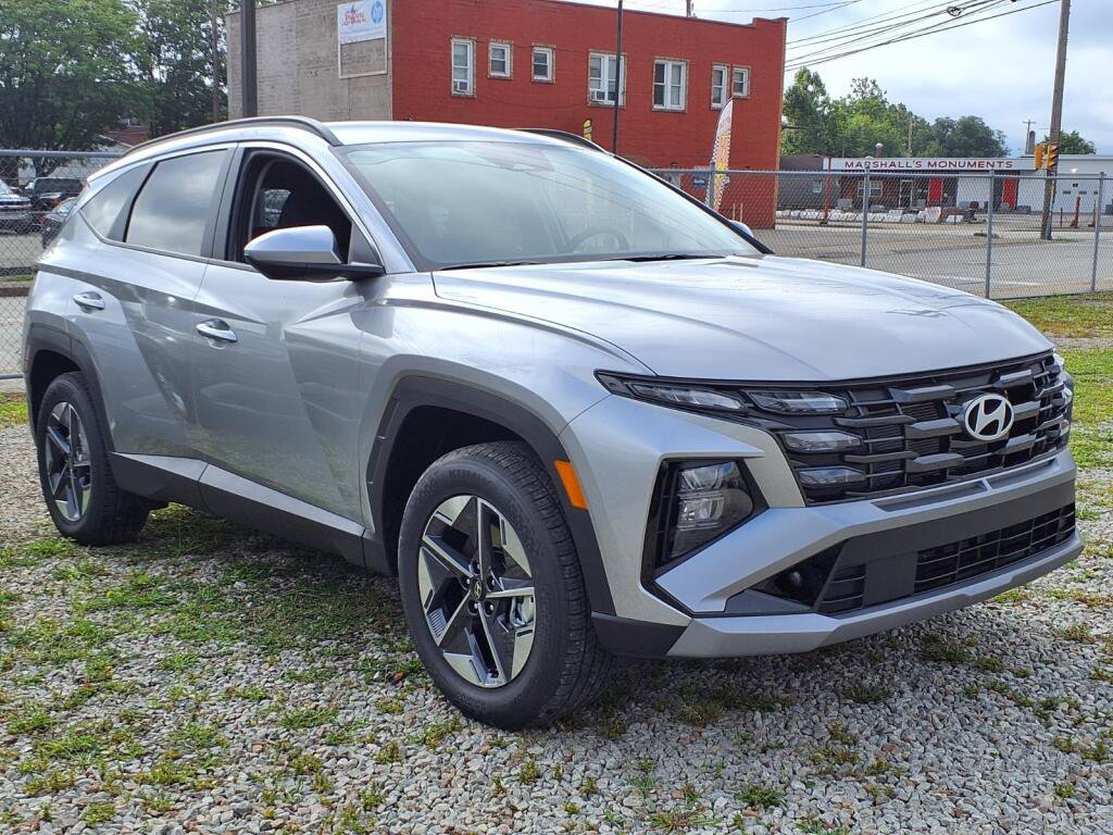 New 2026 Hyundai Tucson SEL w/ Tow & Go Package AWD/4WD image 4