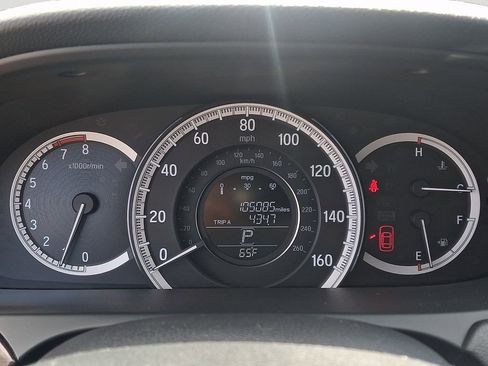 Used 2017 Honda Accord EX-L image 21