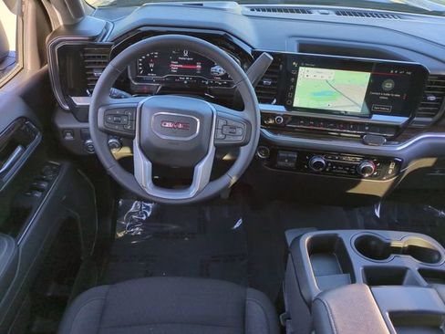 Used 2024 GMC Sierra 1500 SLE w/ Preferred Package image 16