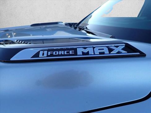 Used 2023 Toyota Tundra Platinum image 7