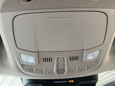 Used 2023 Ford Expedition Platinum image 56