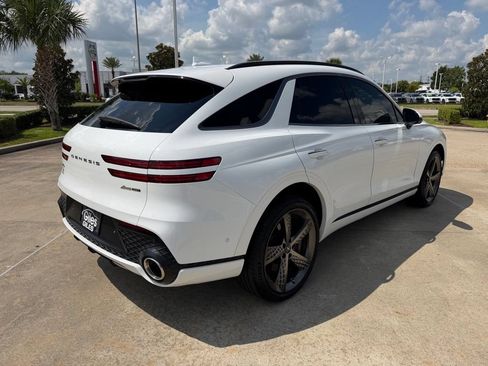 Used 2024 Genesis GV70 3.5T Sport w/ Sport Advanced Package AWD/4WD image 5