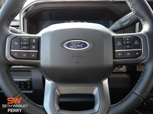 New 2026 Ford F250 Lariat w/ Lariat Premium Package AWD/4WD image 12