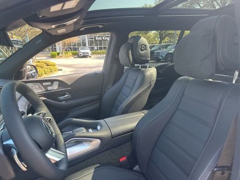 New 2026 Mercedes-Benz GLS 450 4MATIC image 12
