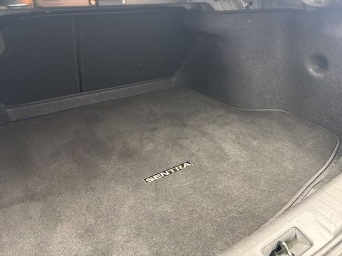 Used 2025 Nissan Sentra SV image 32