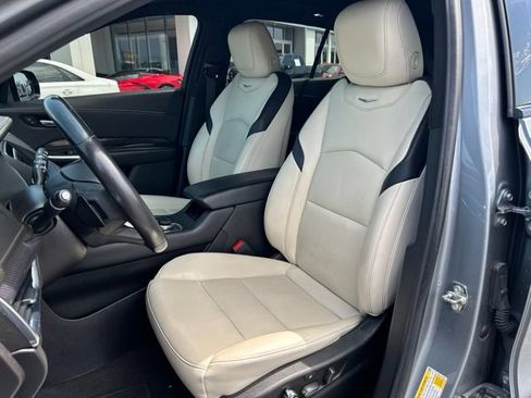 Used 2023 Cadillac XT4 Sport FWD image 14