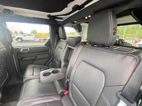 New 2026 Ford Bronco Badlands AWD/4WD image 24