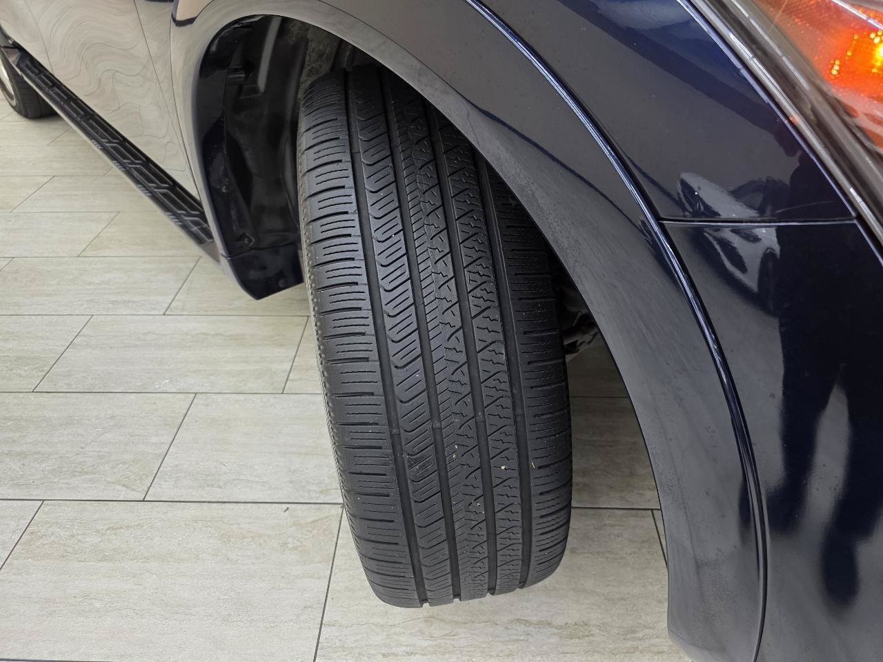 Used 2015 INFINITI QX80 4WD w/ Deluxe Technology Package image 45