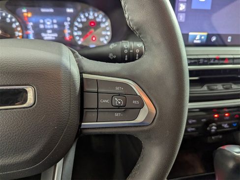 Certified 2023 Jeep Compass Altitude w/ Convenience Group image 22