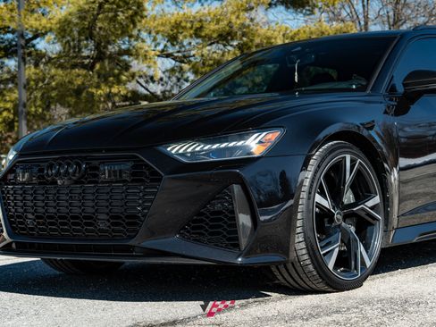 Used 2021 Audi RS 6 w/ Carbon Optic Package image 5