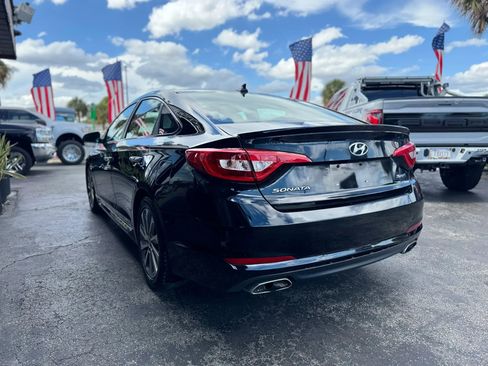Used 2015 Hyundai Sonata Sport w/ Option Group 04 FWD image 9