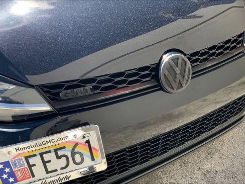 Used 2018 Volkswagen GTI S FWD image 34