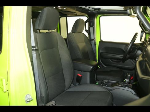 Used 2021 Jeep Wrangler Unlimited Sport image 25