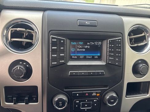 Used 2014 Ford F150 XLT w/ Equipment Group 302A Luxury AWD/4WD image 21