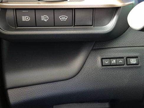 New 2026 Toyota Crown Signia AWD/4WD image 18