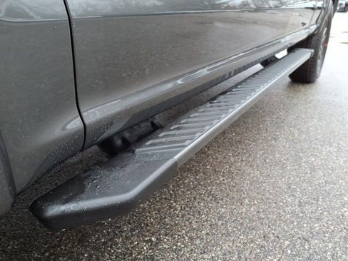 Used 2017 Ford F150 XLT w/ Equipment Group 301A Mid image 10