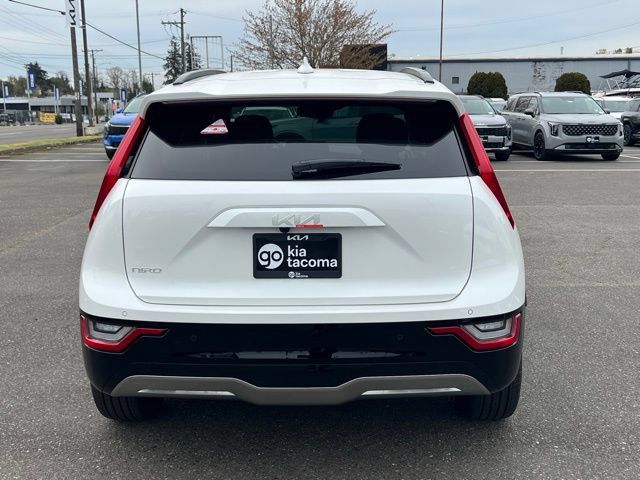 New 2026 Kia Niro Wave w/ Wave Preserve Package FWD image 8