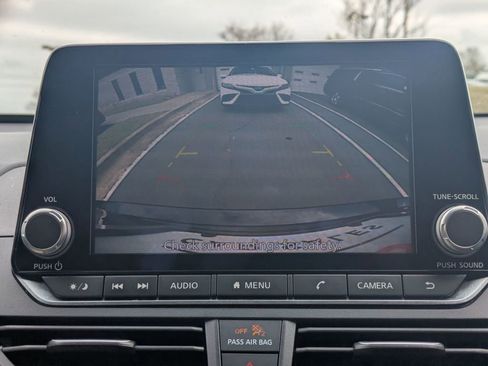 Used 2025 Nissan Altima 2.5 SV image 20