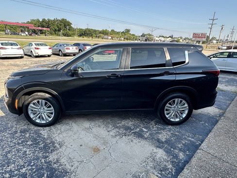 Used 2022 Mitsubishi Outlander ES FWD image 5