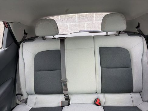 Used 2017 Chevrolet Bolt LT FWD image 18