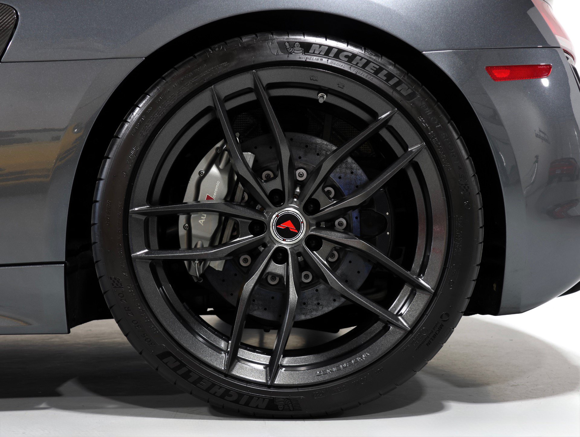 Used 2017 Audi R8 V10 plus AWD/4WD image 37